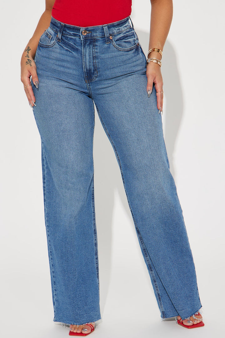 Nova 90's Baby Basic Stretch Wide Leg Jean - Medium Wash.