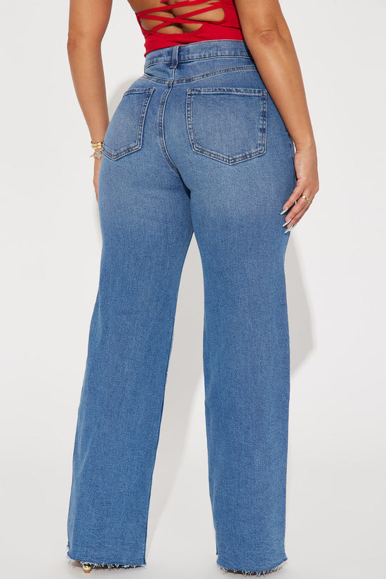 Nova 90's Baby Basic Stretch Wide Leg Jean - Medium Wash.