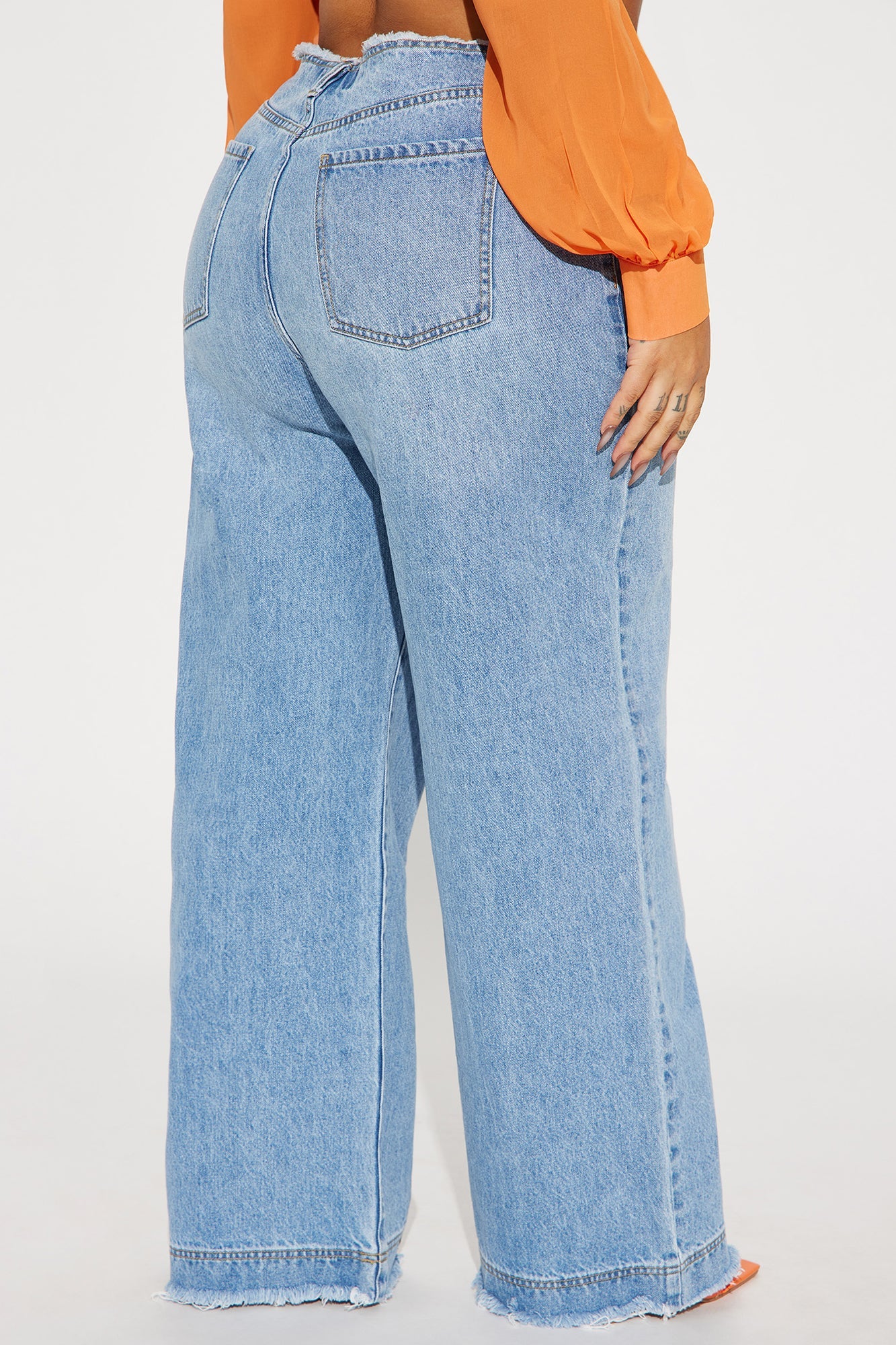 Pantalón De Mezclilla In Your Dreams Cut Off Waistband Baggy - Deslavado Medio.