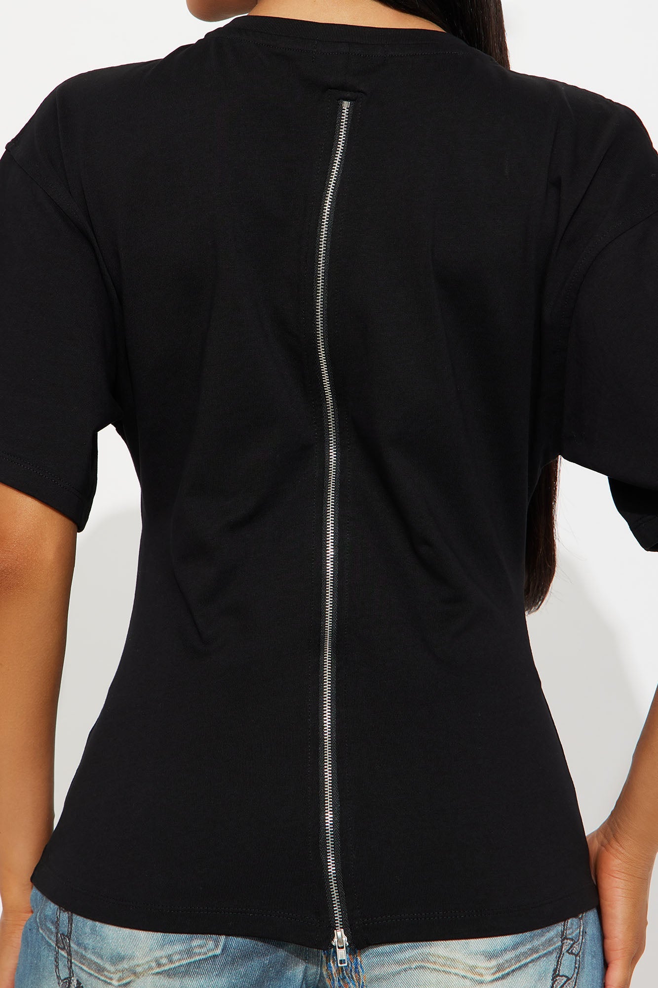 Jayden Fitted T-Shirt - Black.