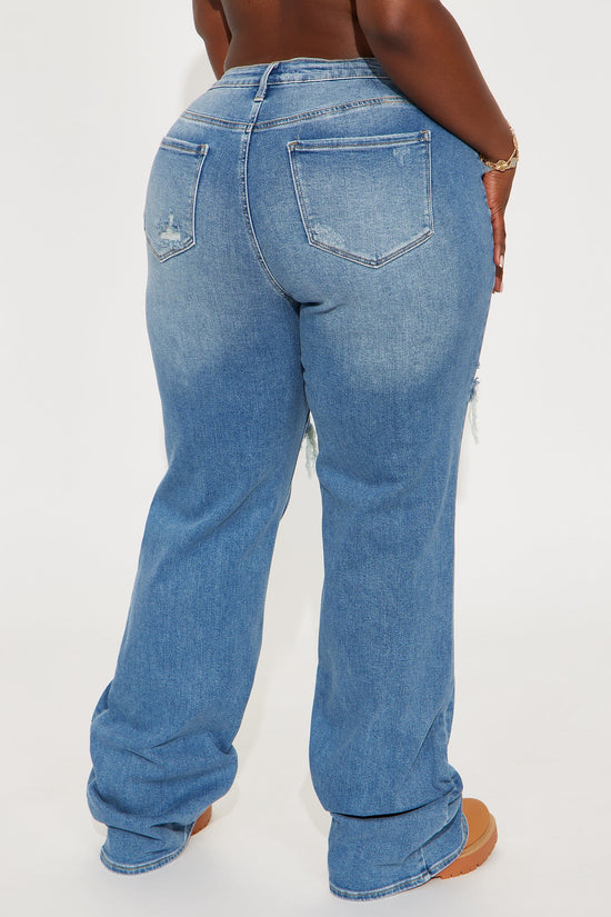 Tall Remi Ripped Stretch Baggy Jeans - Medium Wash.