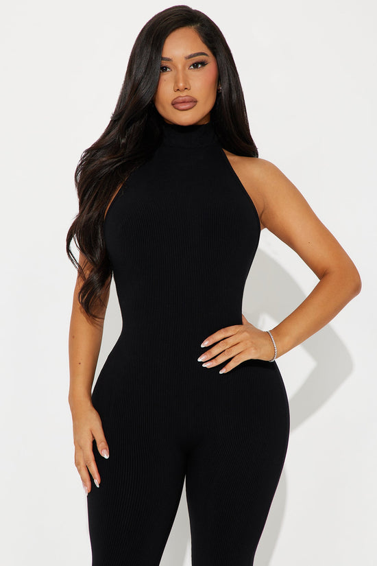 Cassandra Snatched Capri Jumpsuit - Black.