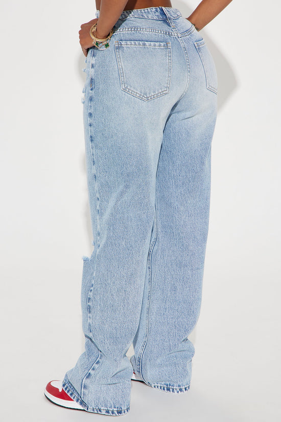 Wondering Why Ripped Straight Leg Jeans - Medium Wash.