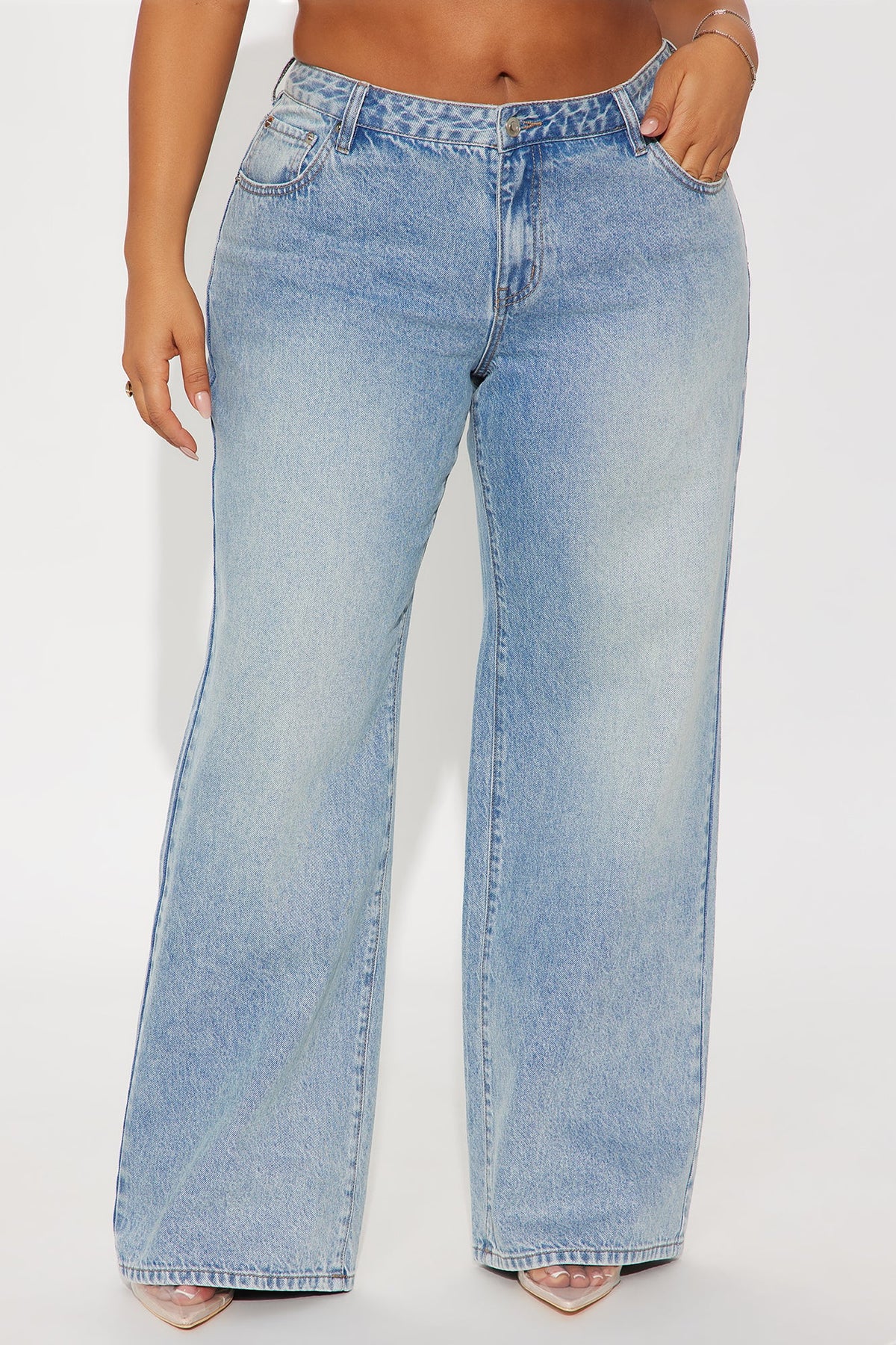 Westside Low Rise Wide Leg Jean - Light Wash.