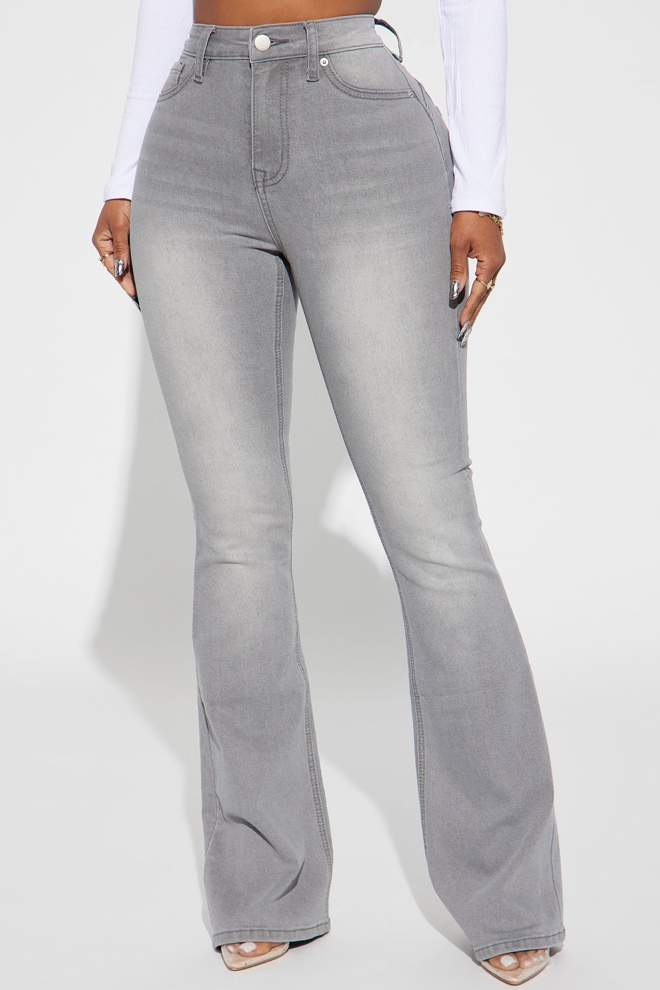 Pantalón De Mezclilla Acampanado Con Stretch Audrey Booty Lifting - Gris.