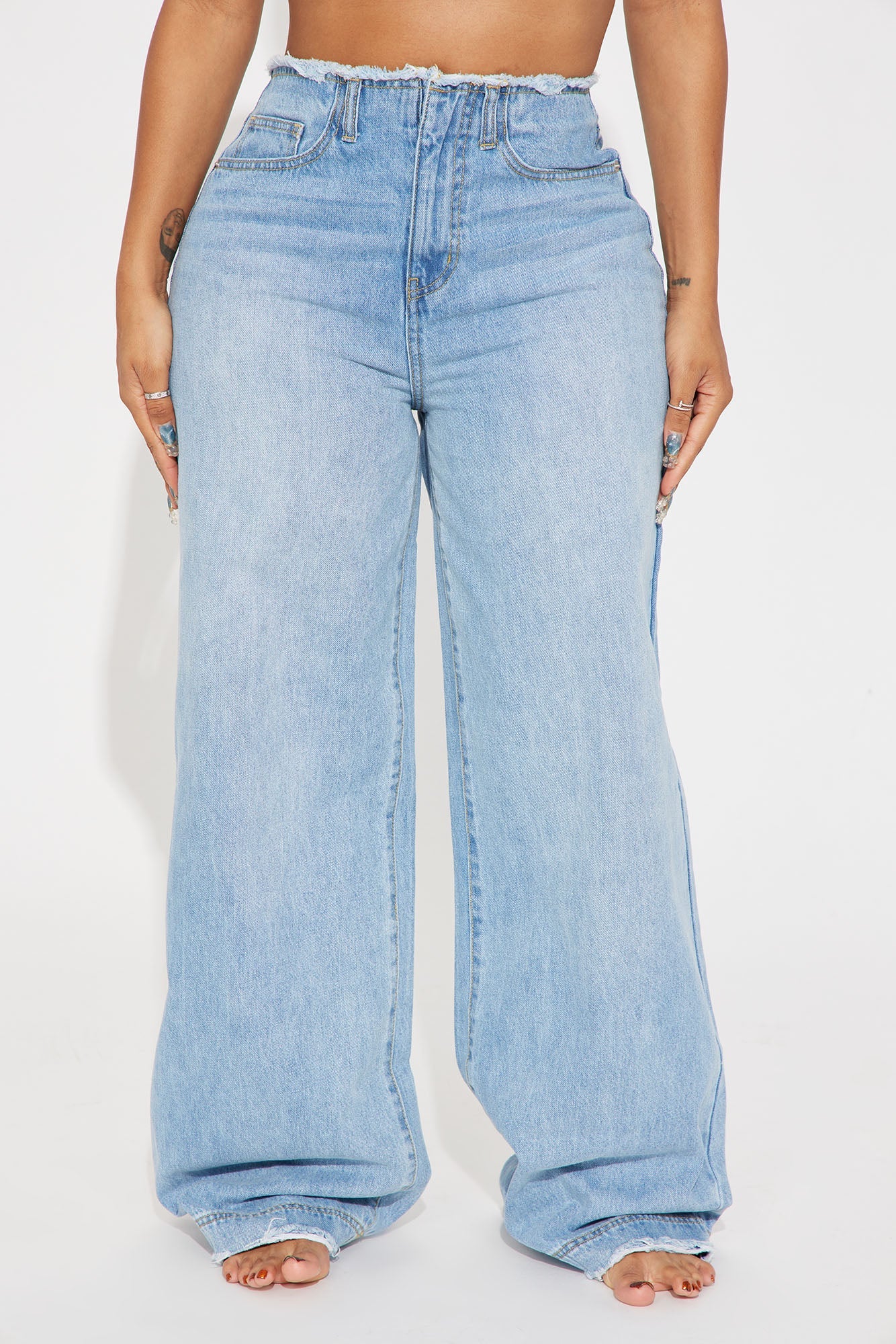 Pantalón De Mezclilla In Your Dreams Cut Off Waistband Baggy - Deslavado Medio.