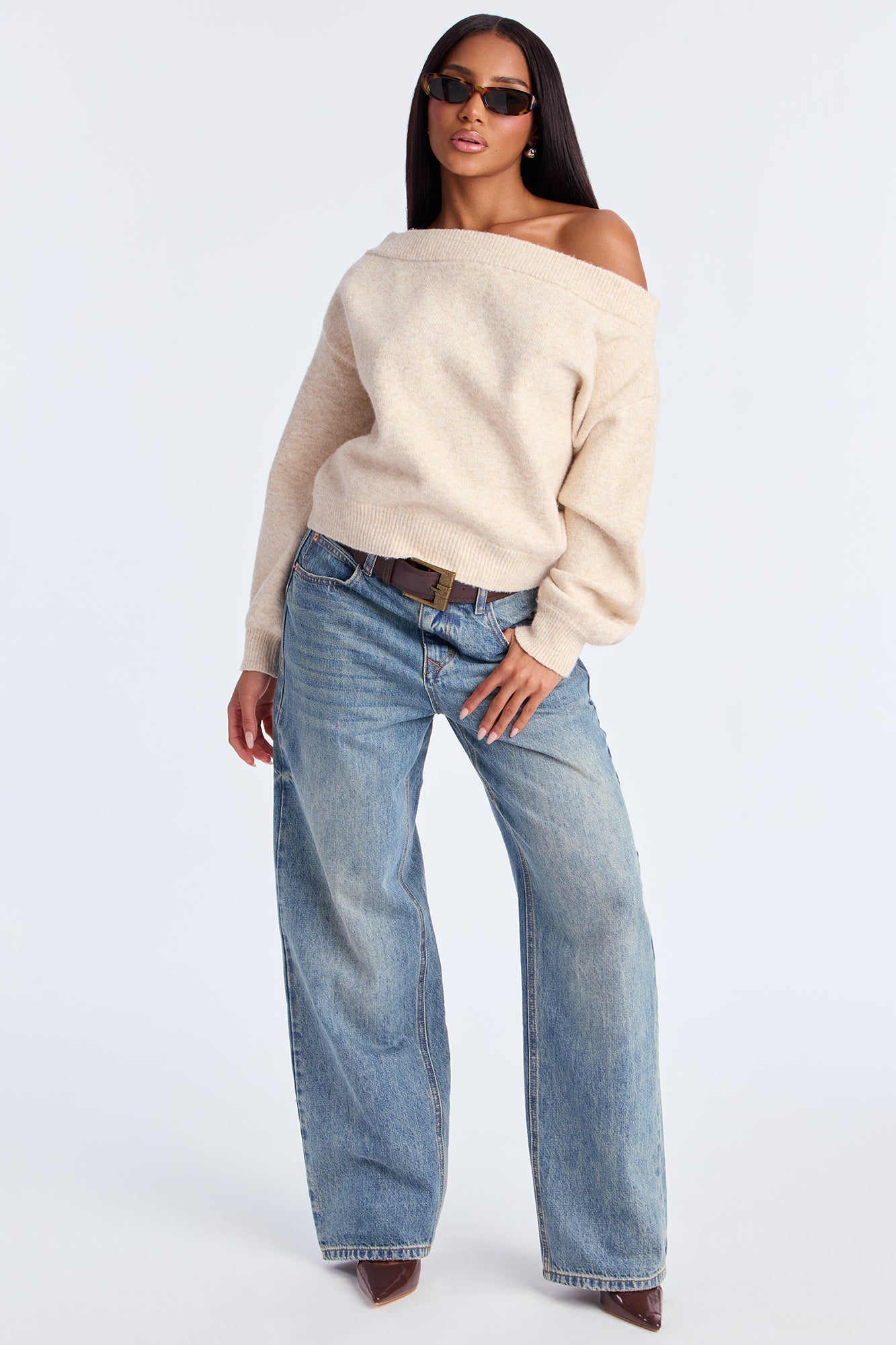 Dany Off Shoulder Sweater - Cream.