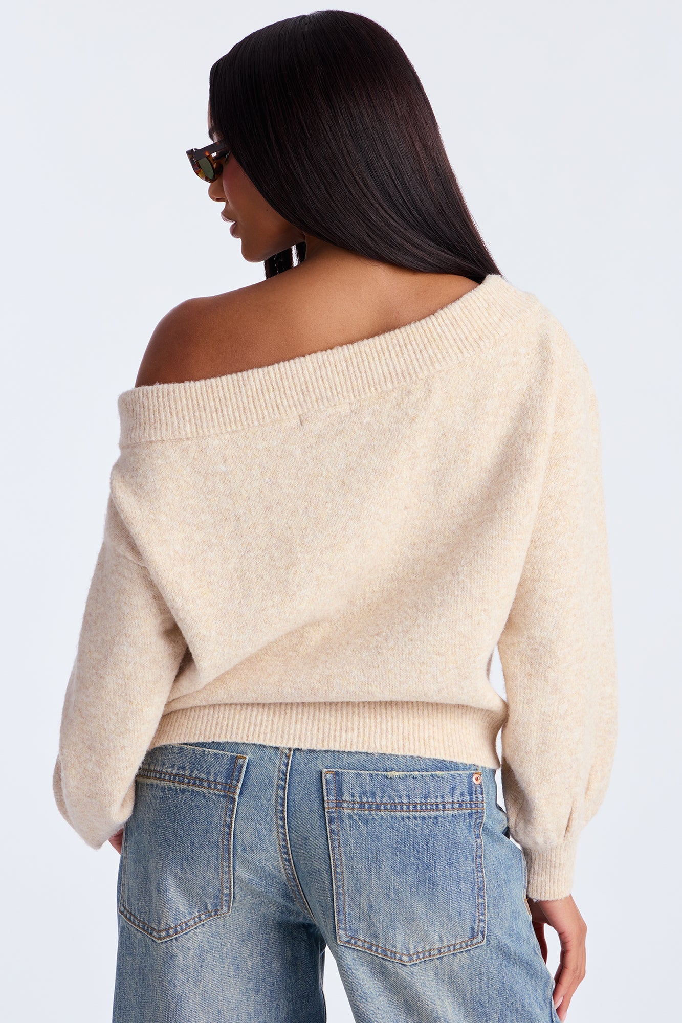 Dany Off Shoulder Sweater - Cream.