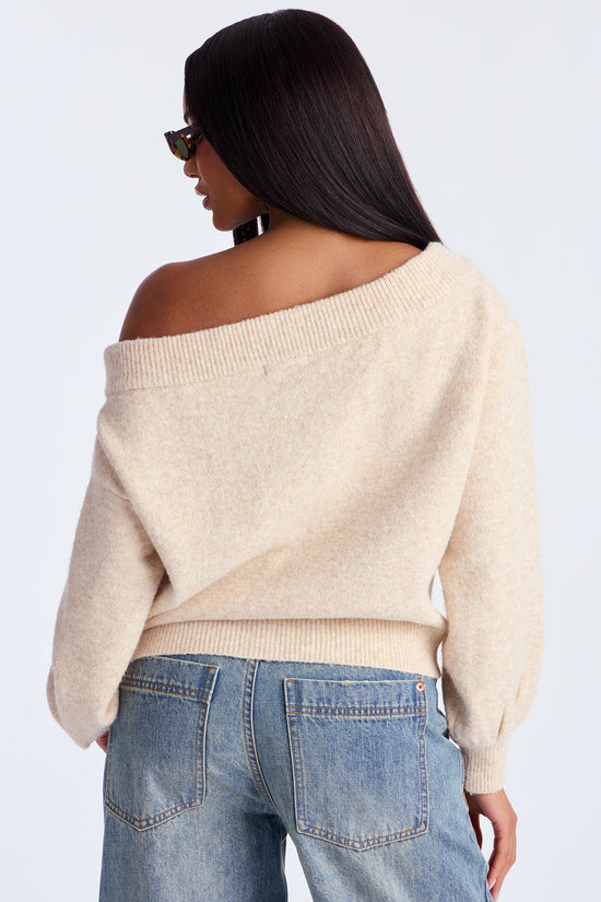 Dany Off Shoulder Sweater - Cream.