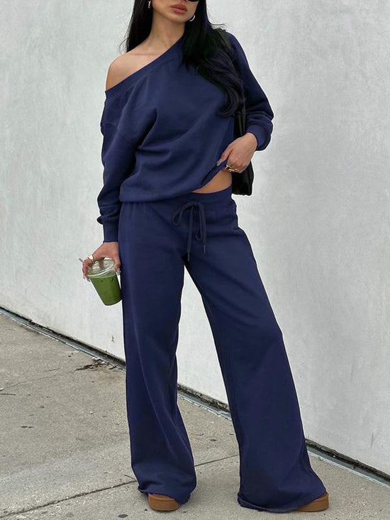 Plain-coloured, casual top and trousers set